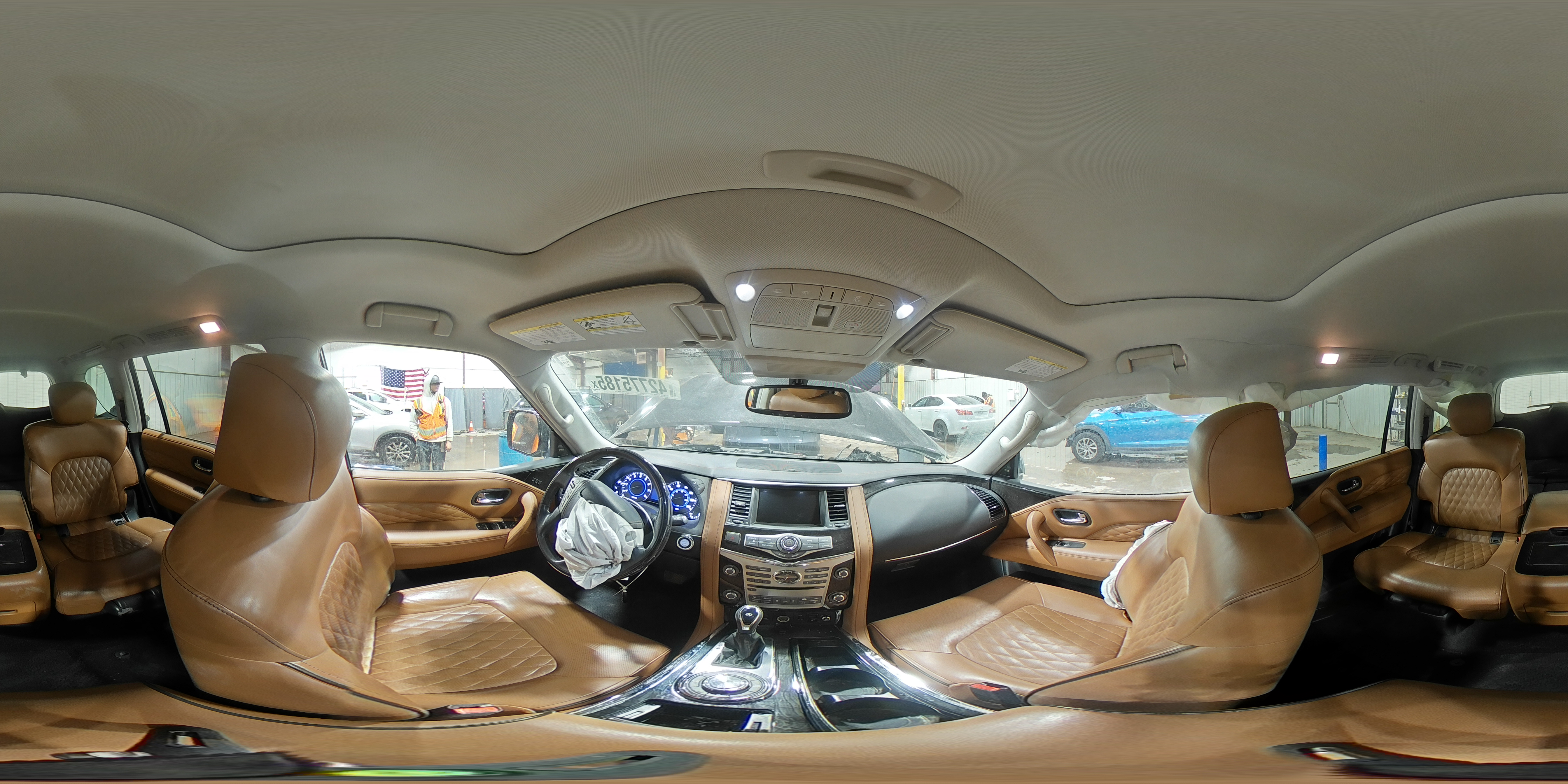 2019 Infiniti QX80 - Image 15