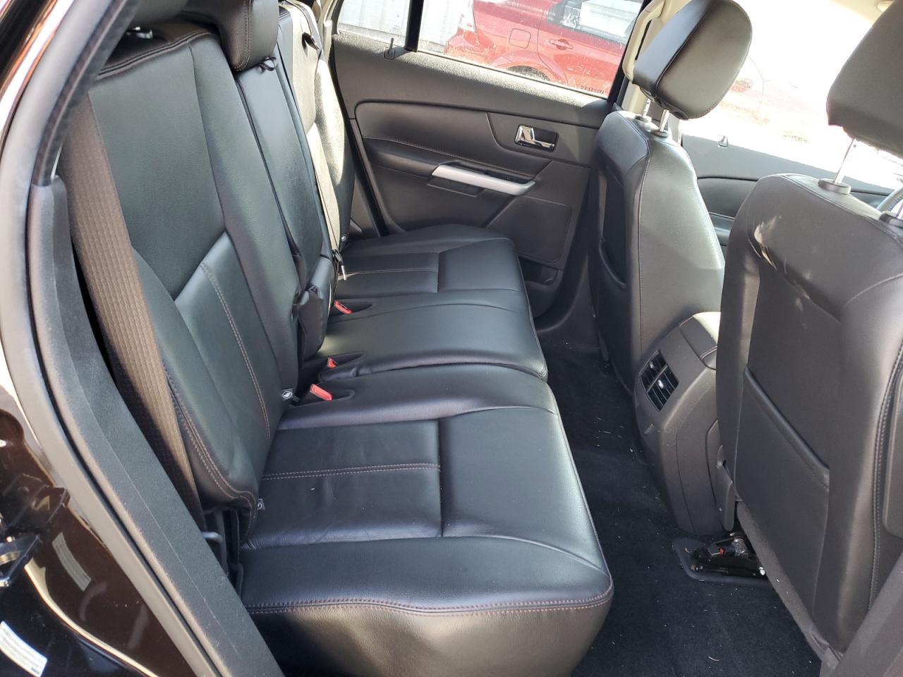 2014 Ford Edge - Image 11