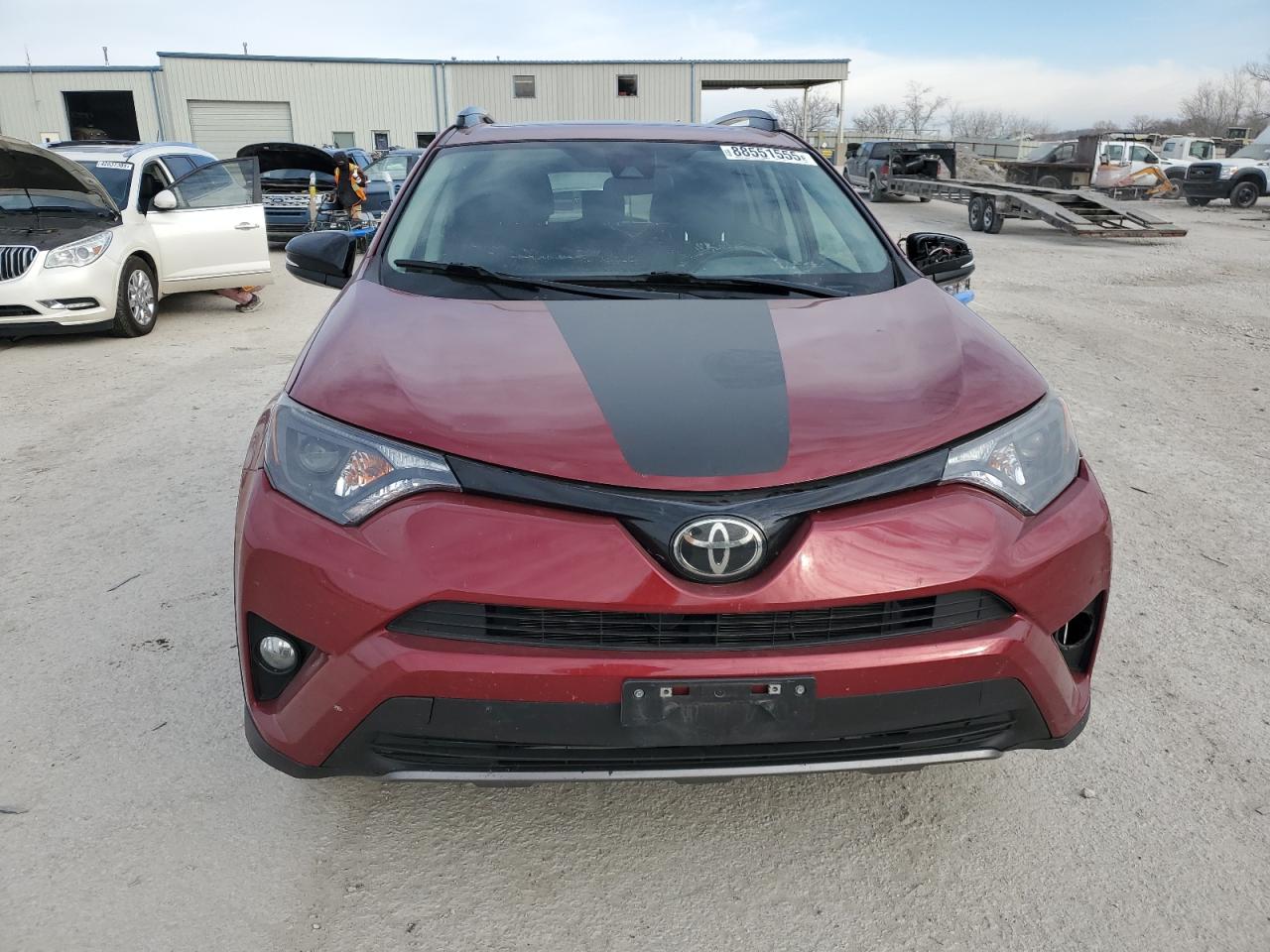 2018 Toyota RAV 4 - Image 5
