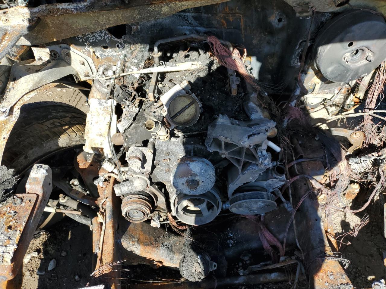 2002 Chevrolet Silverado - Image 12