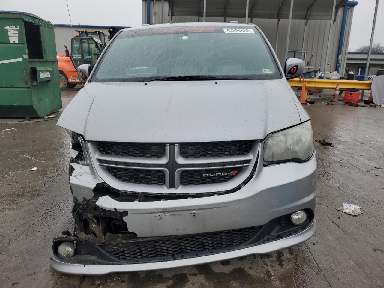 2013 Dodge Caravan - Image 5