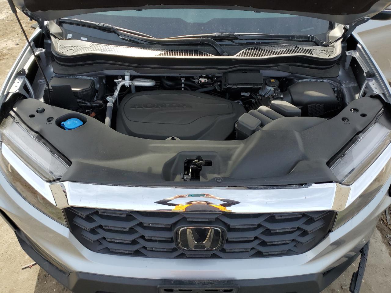 2024 Honda Passport - Image 12