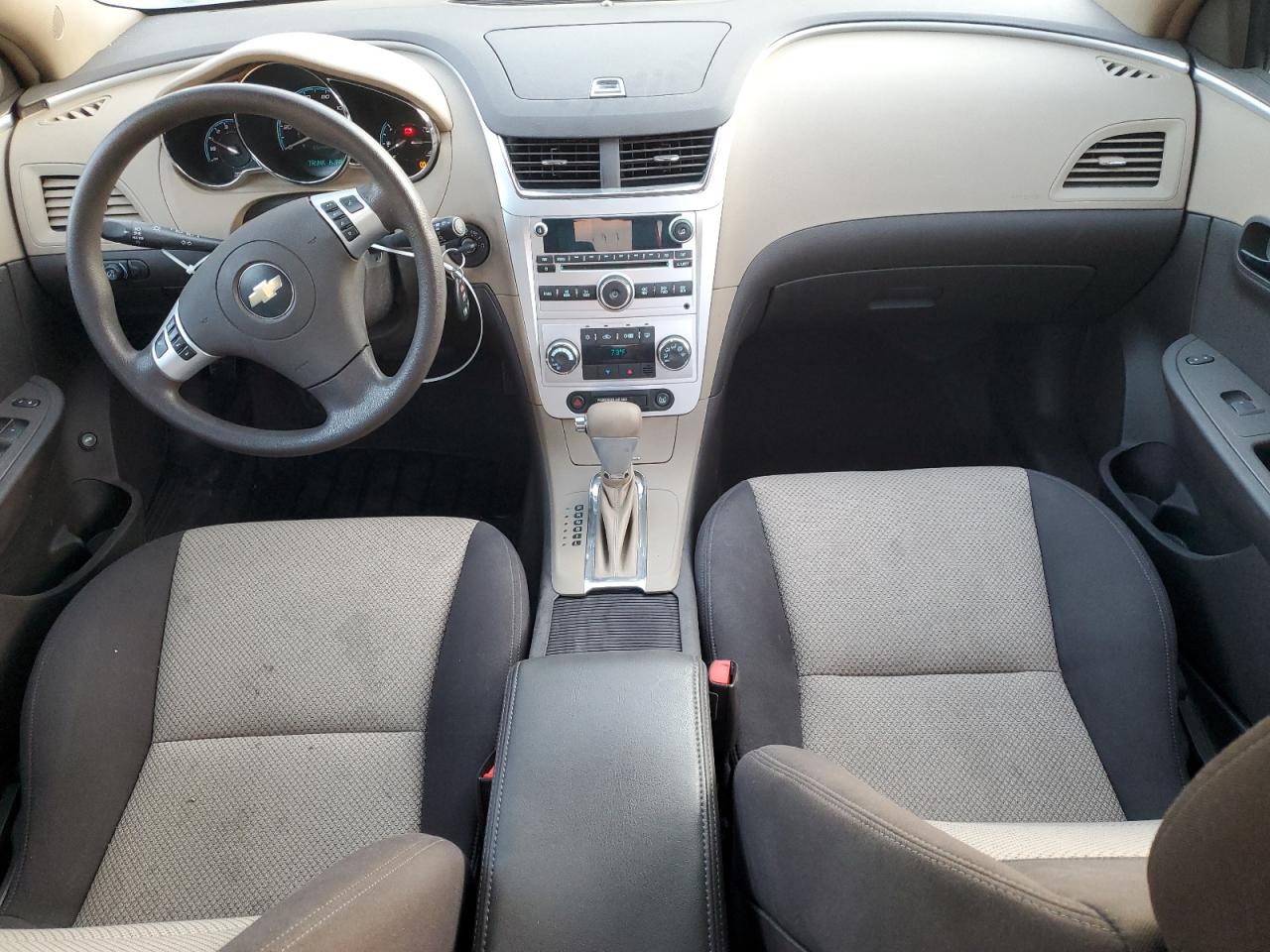 2008 Chevrolet Malibu - Image 8