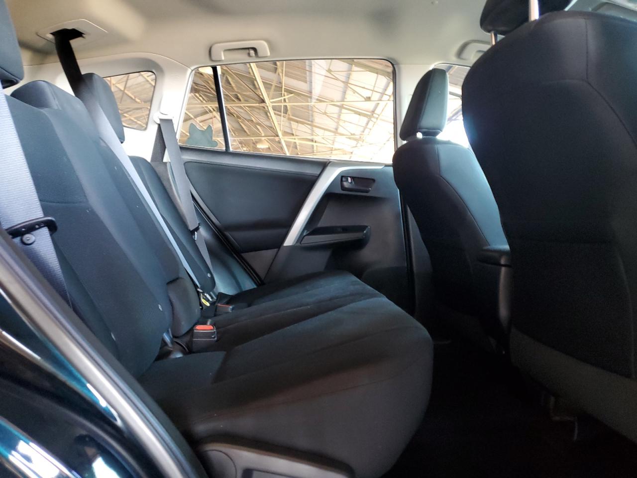 2018 Toyota RAV 4 - Image 10