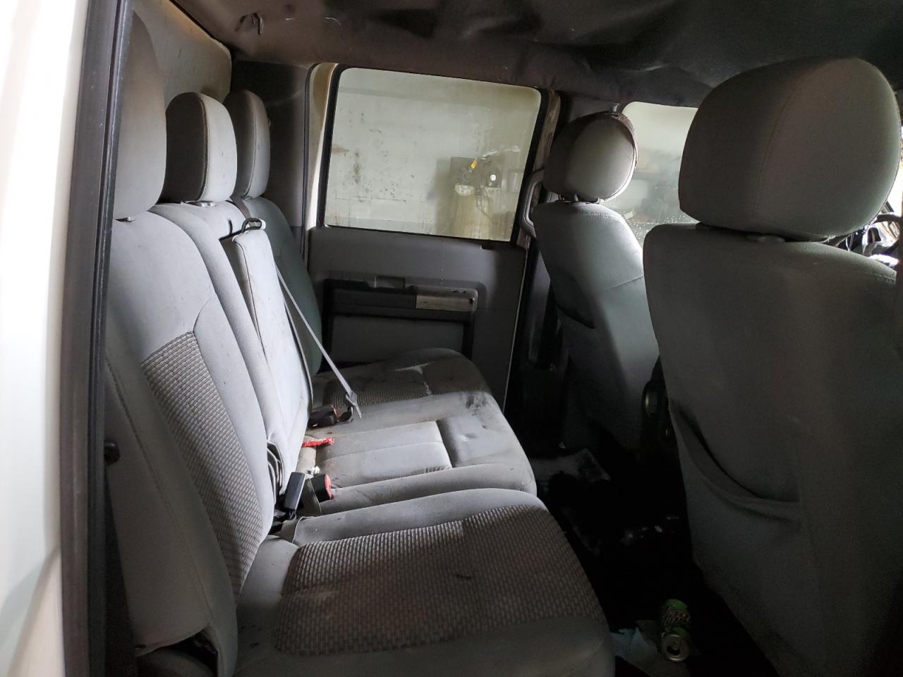 2015 Ford F350 - Image 10