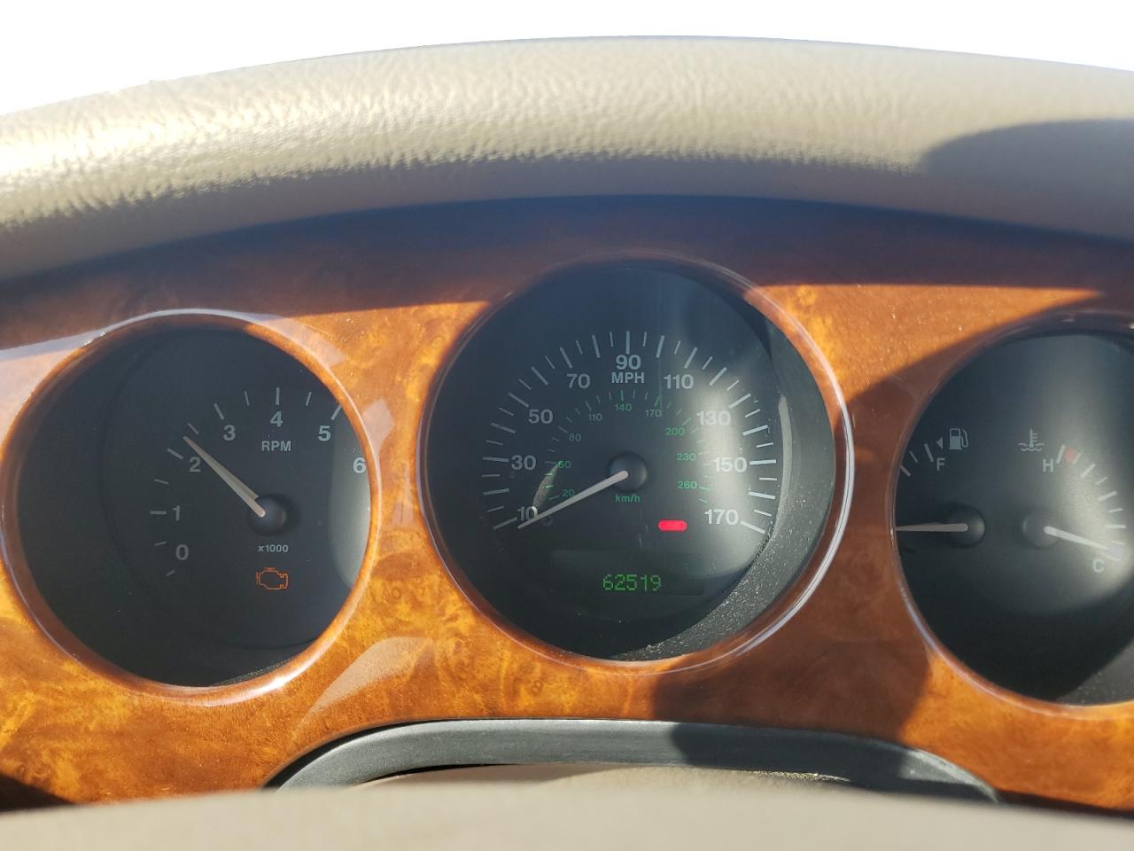 2003 Jaguar XJ - Image 9