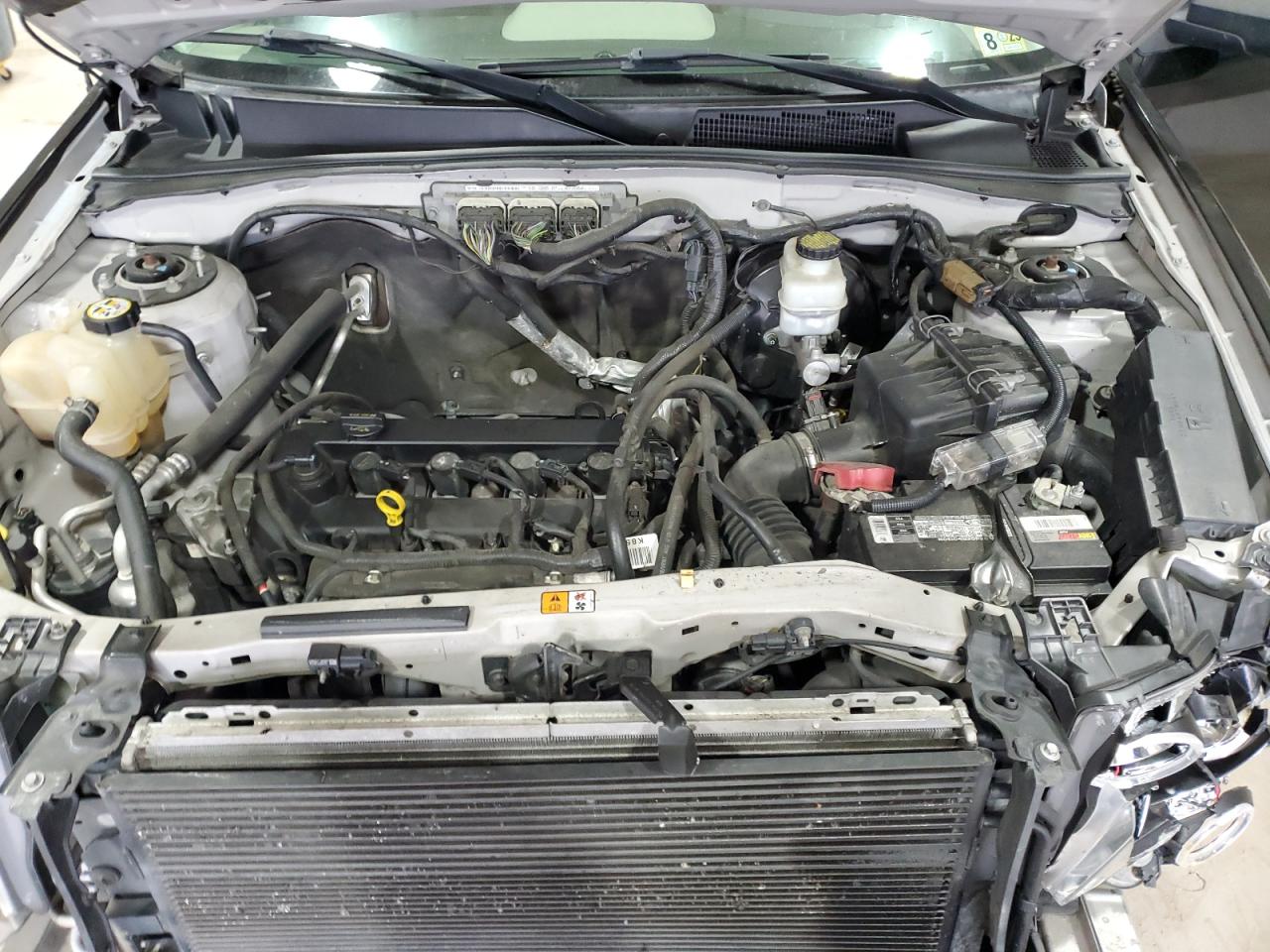 2010 Ford Escape - Image 13
