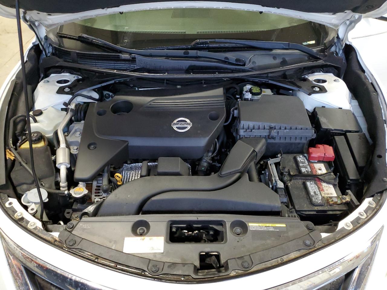 2015 Nissan Altima - Image 11