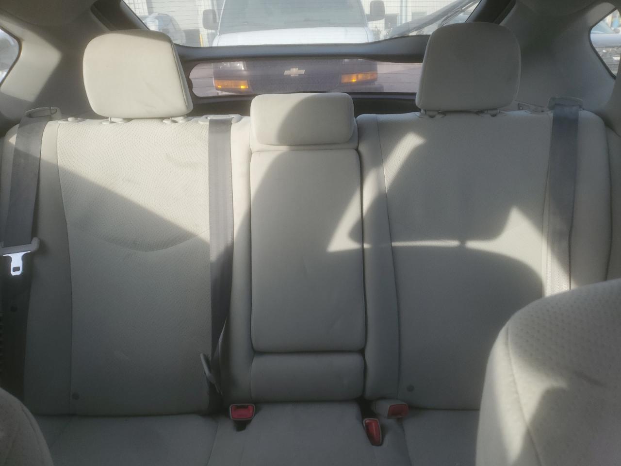 2010 Toyota Prius - Image 10