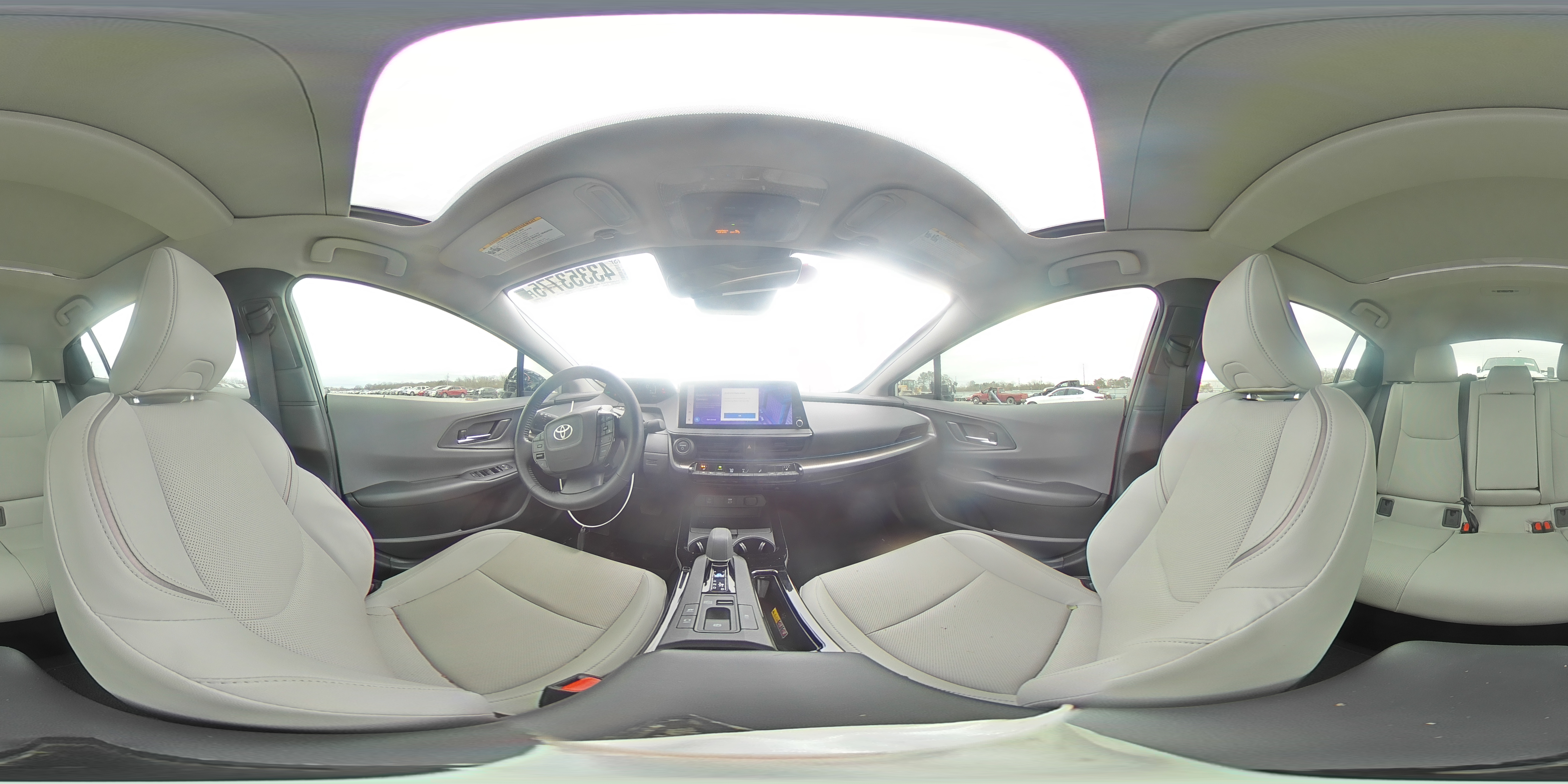2024 Toyota Prius - Image 12