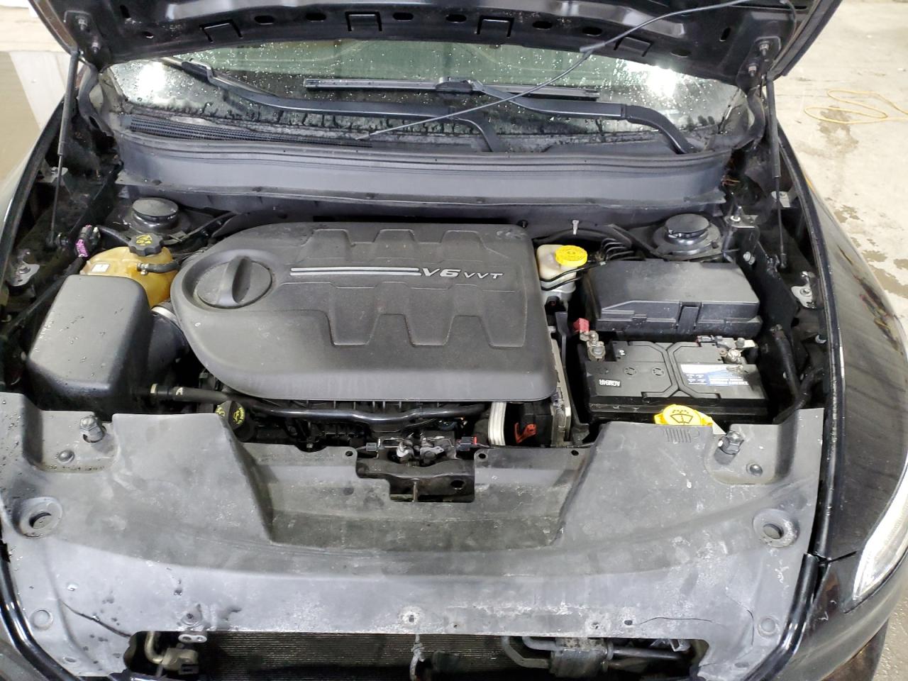 2015 Jeep Grand Cherokee - Image 12