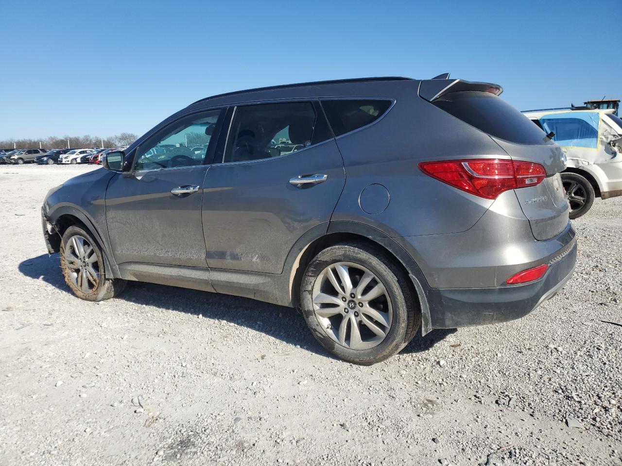 2014 Hyundai Santa Fe - Image 2