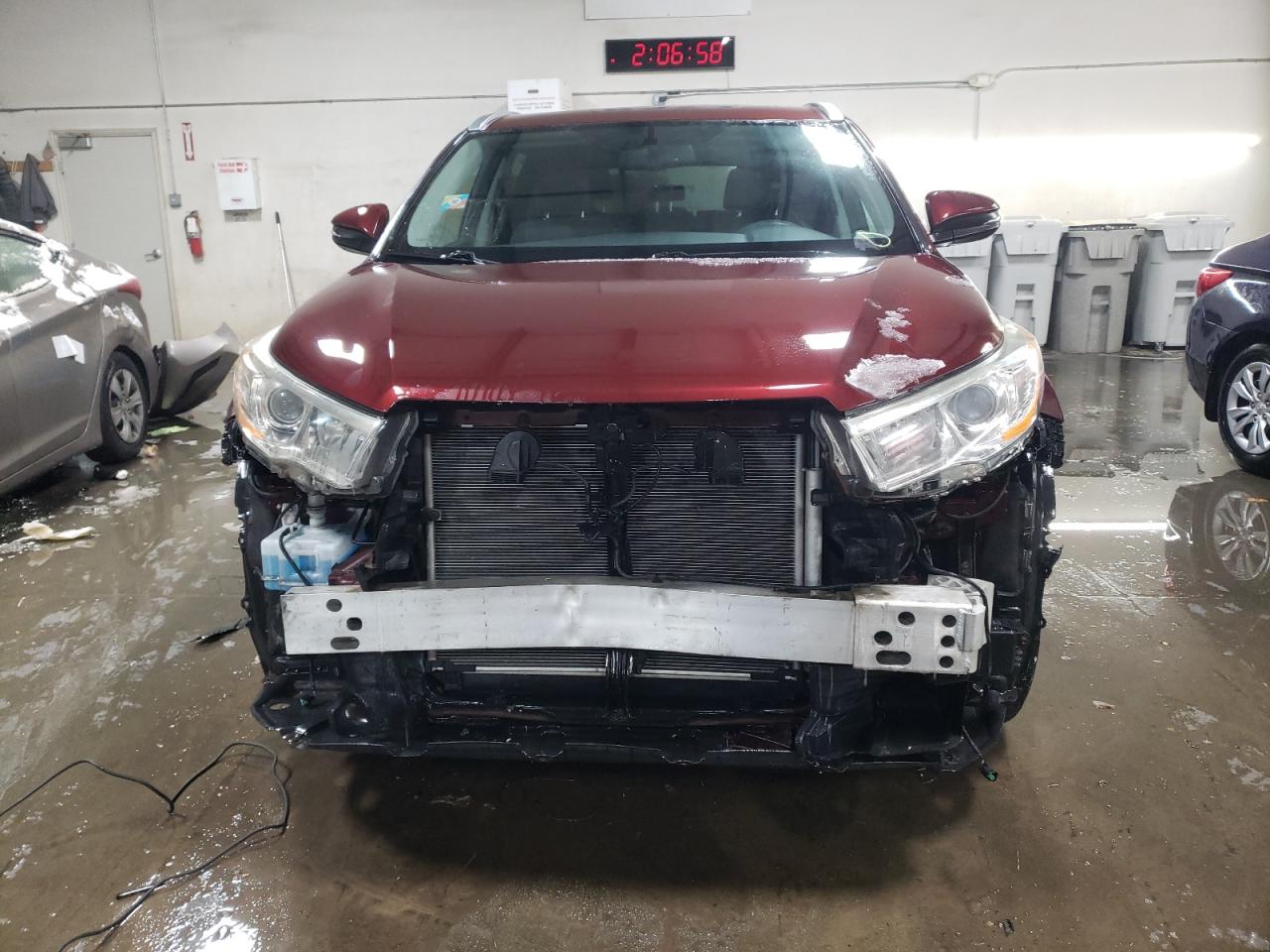 2014 Toyota Highlander - Image 5