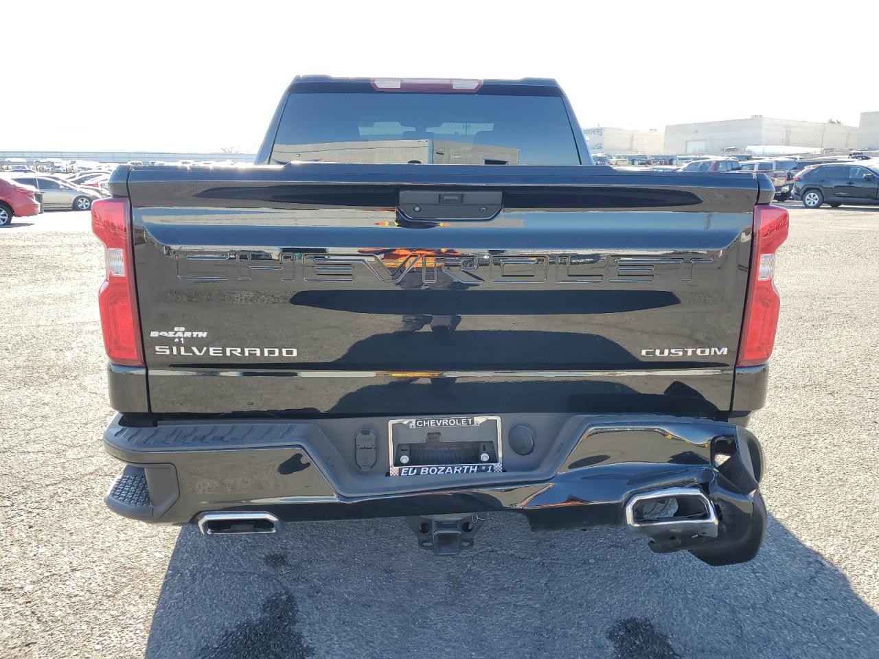 2019 Chevrolet Silverado - Image 6