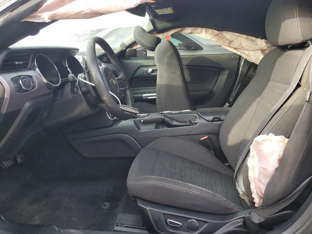 2017 Ford Mustang - Image 7