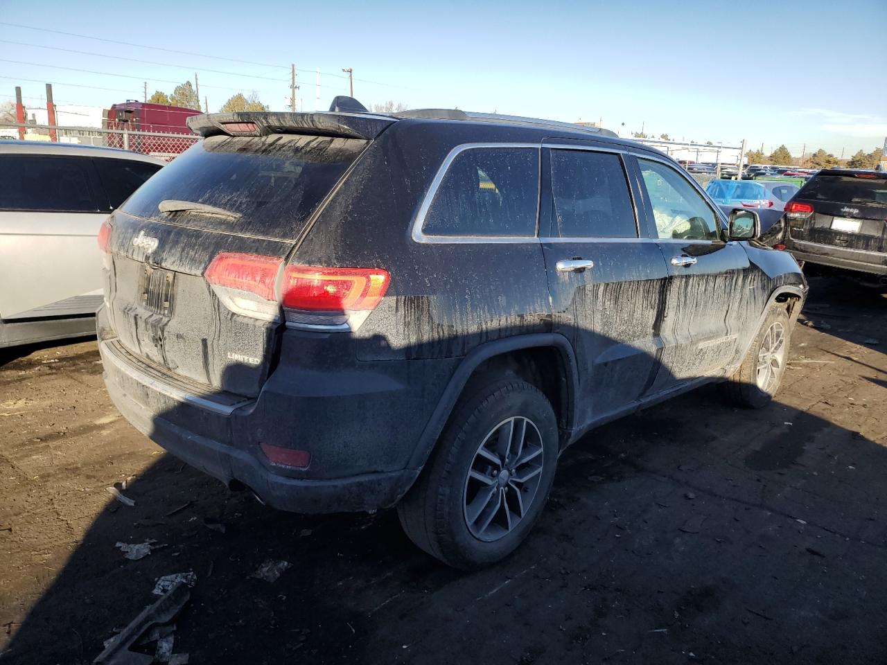 2018 Jeep Grand Cherokee - Image 3