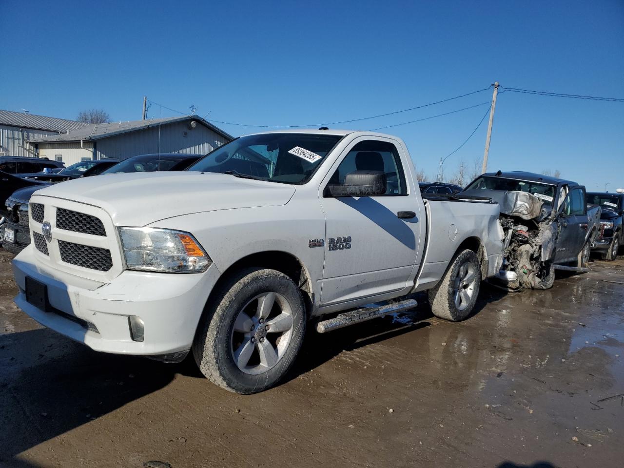 2014 Ram 1500 St იყიდება Pekin-ში, IL - Rear End