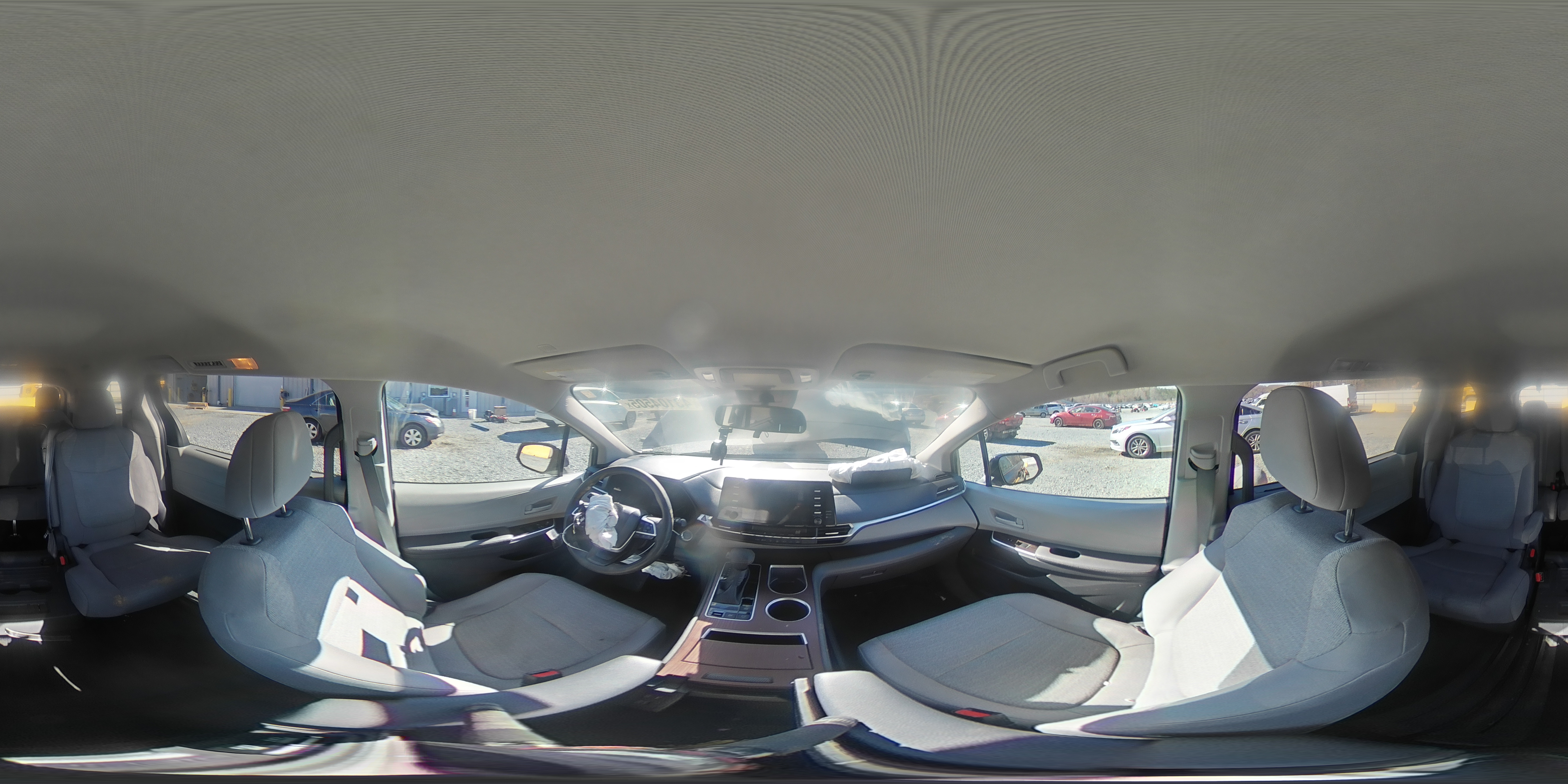 2021 Toyota Sienna - Image 14
