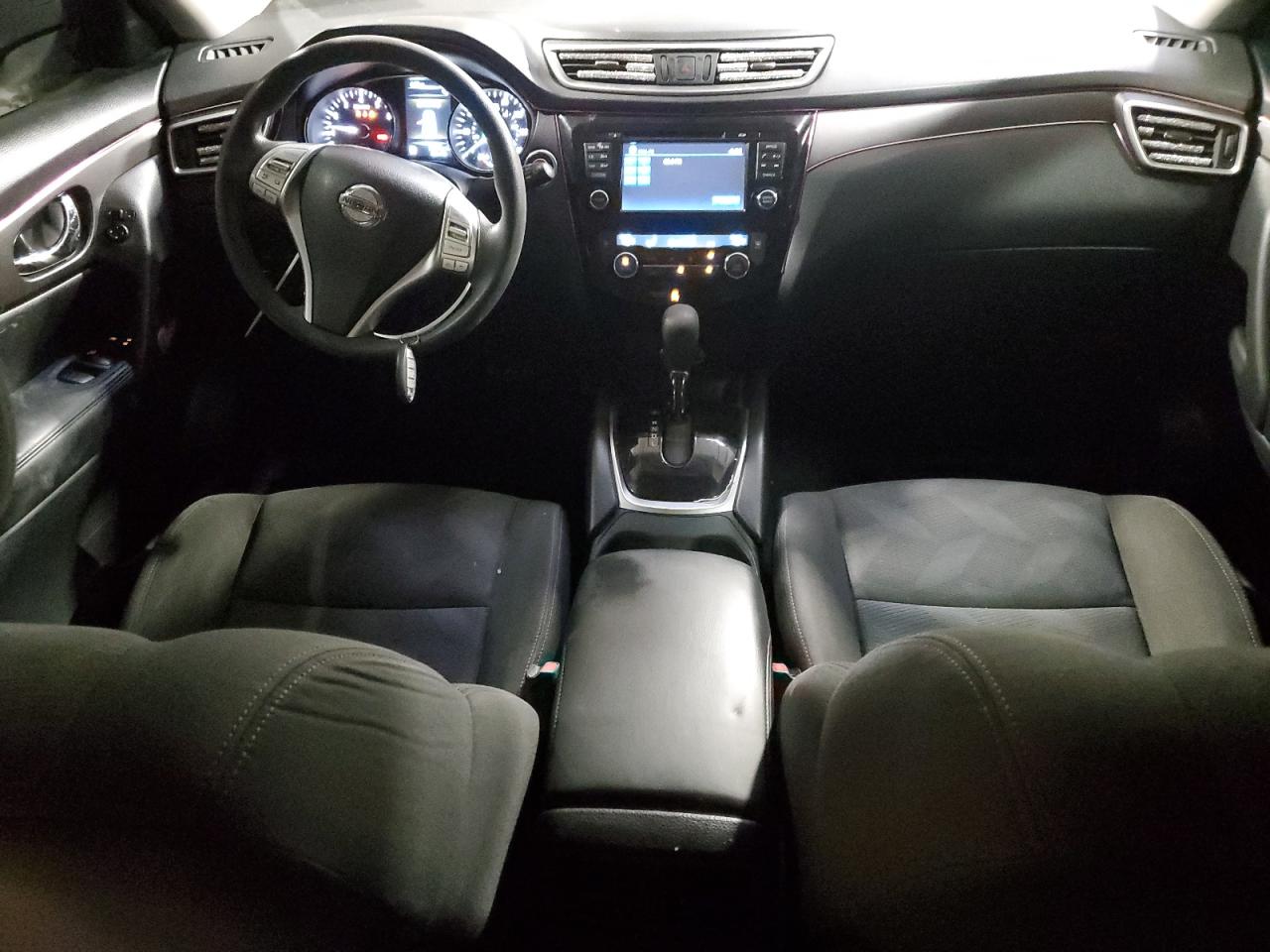 2016 Nissan Rogue - Image 8