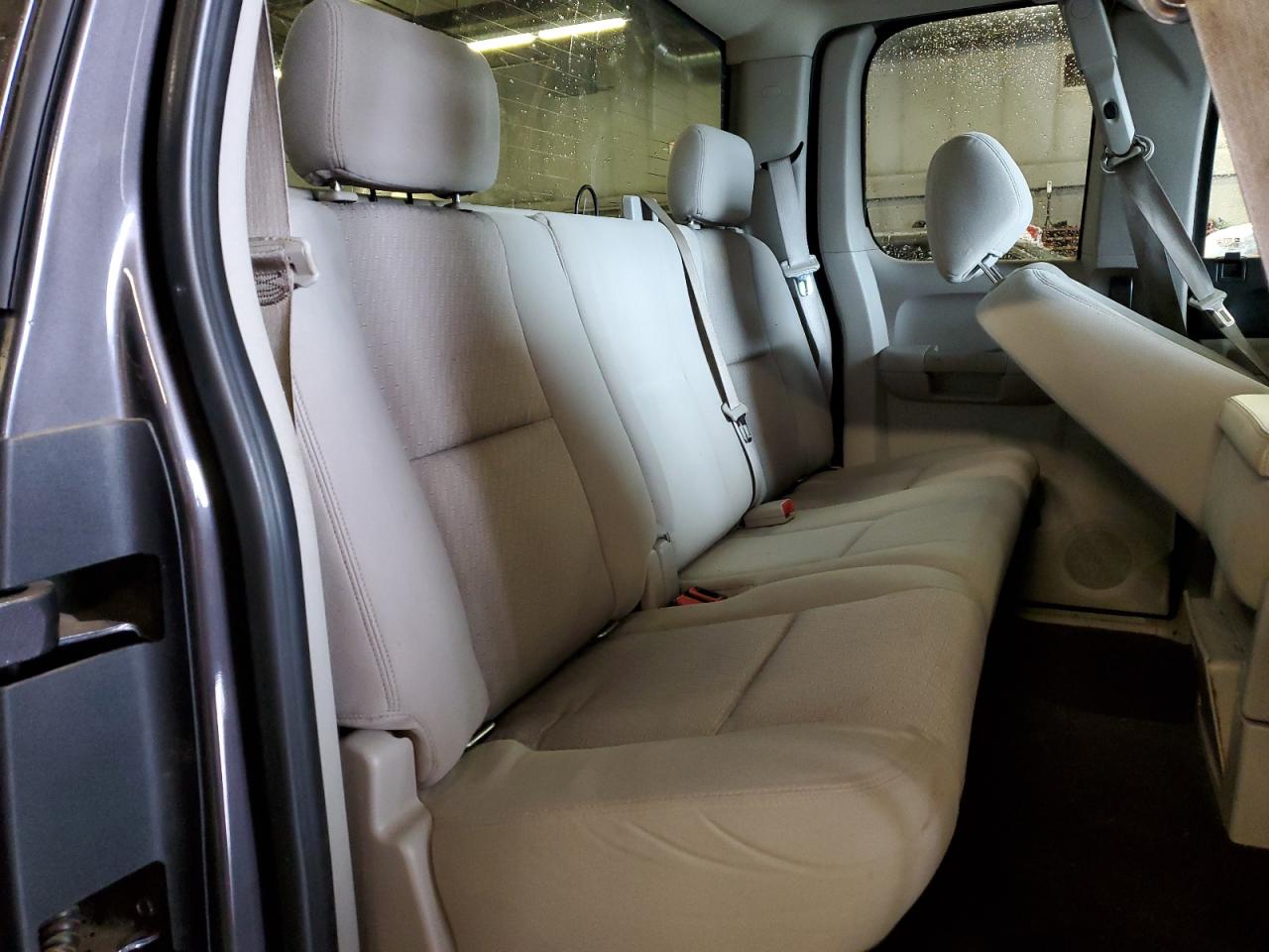 2011 Chevrolet Silverado - Image 10