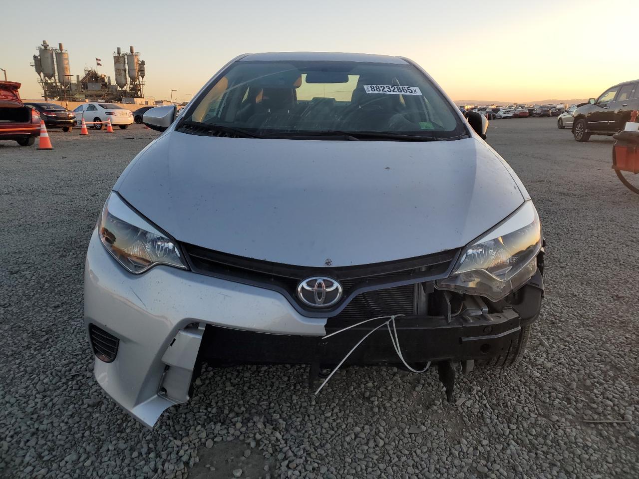 VIN 5YFBURHE8FP221619 2015 TOYOTA COROLLA no.5