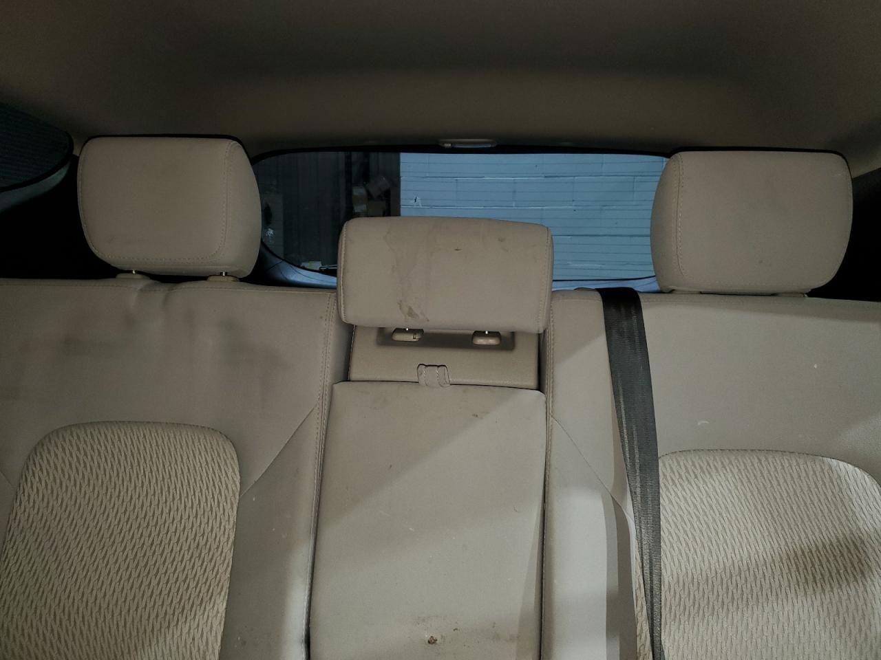 2013 Hyundai Santa Fe - Image 10
