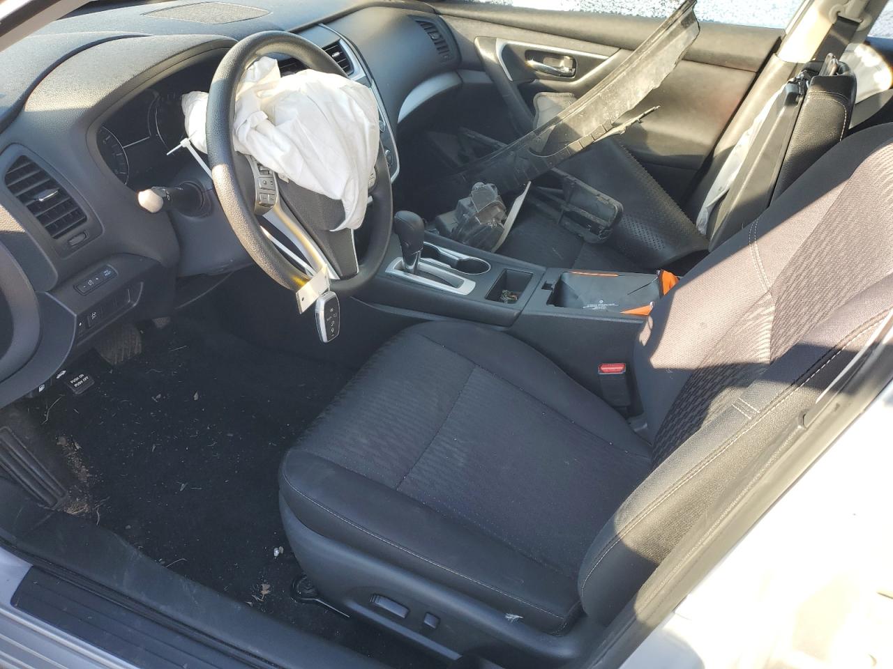 2018 Nissan Altima - Image 7