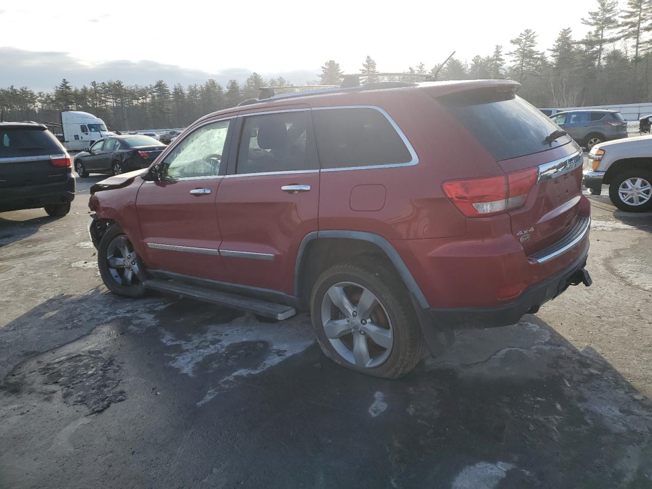2011 Jeep Grand Cherokee - Image 2