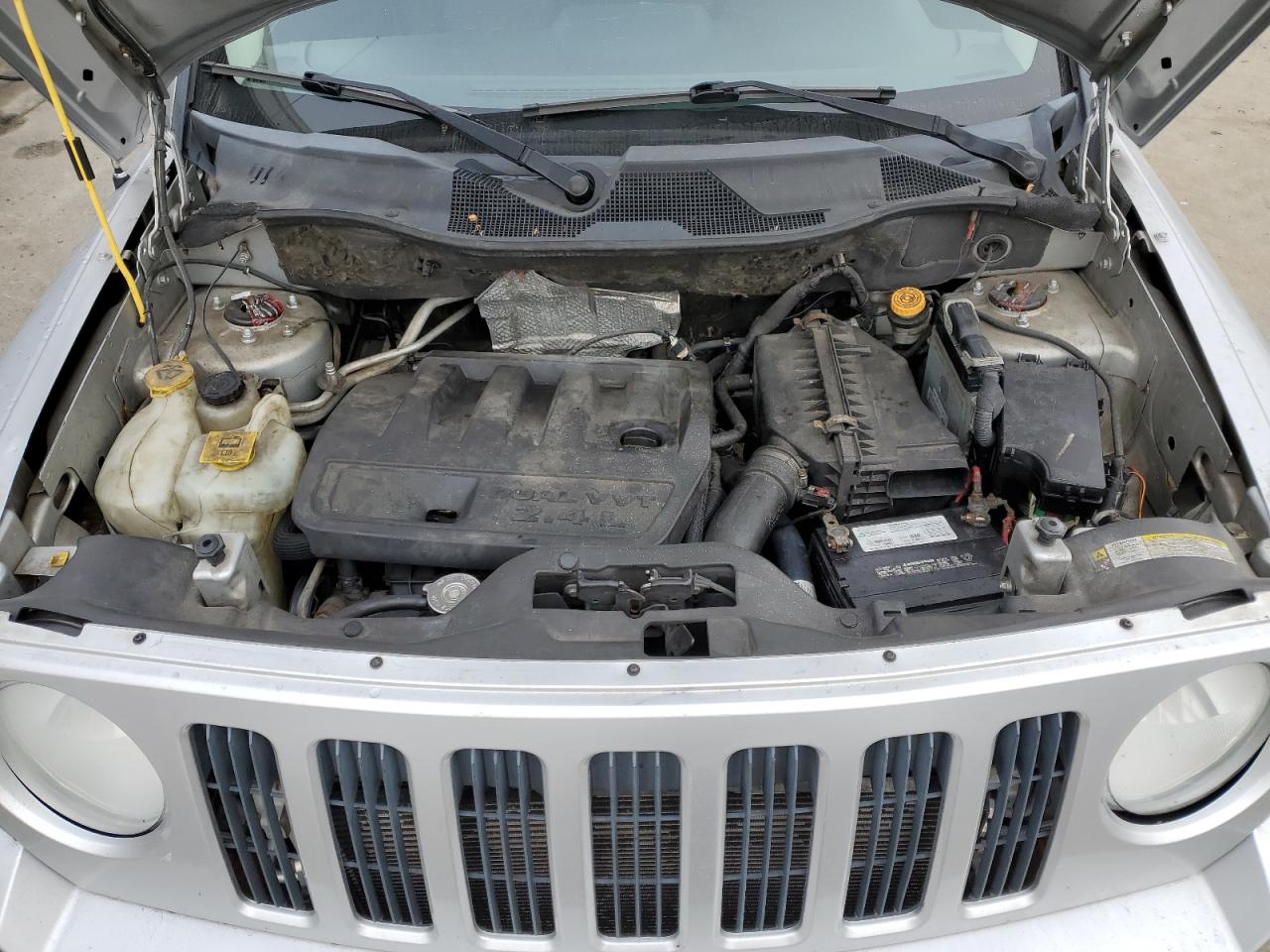 2009 Jeep Liberty (Patriot) - Image 12