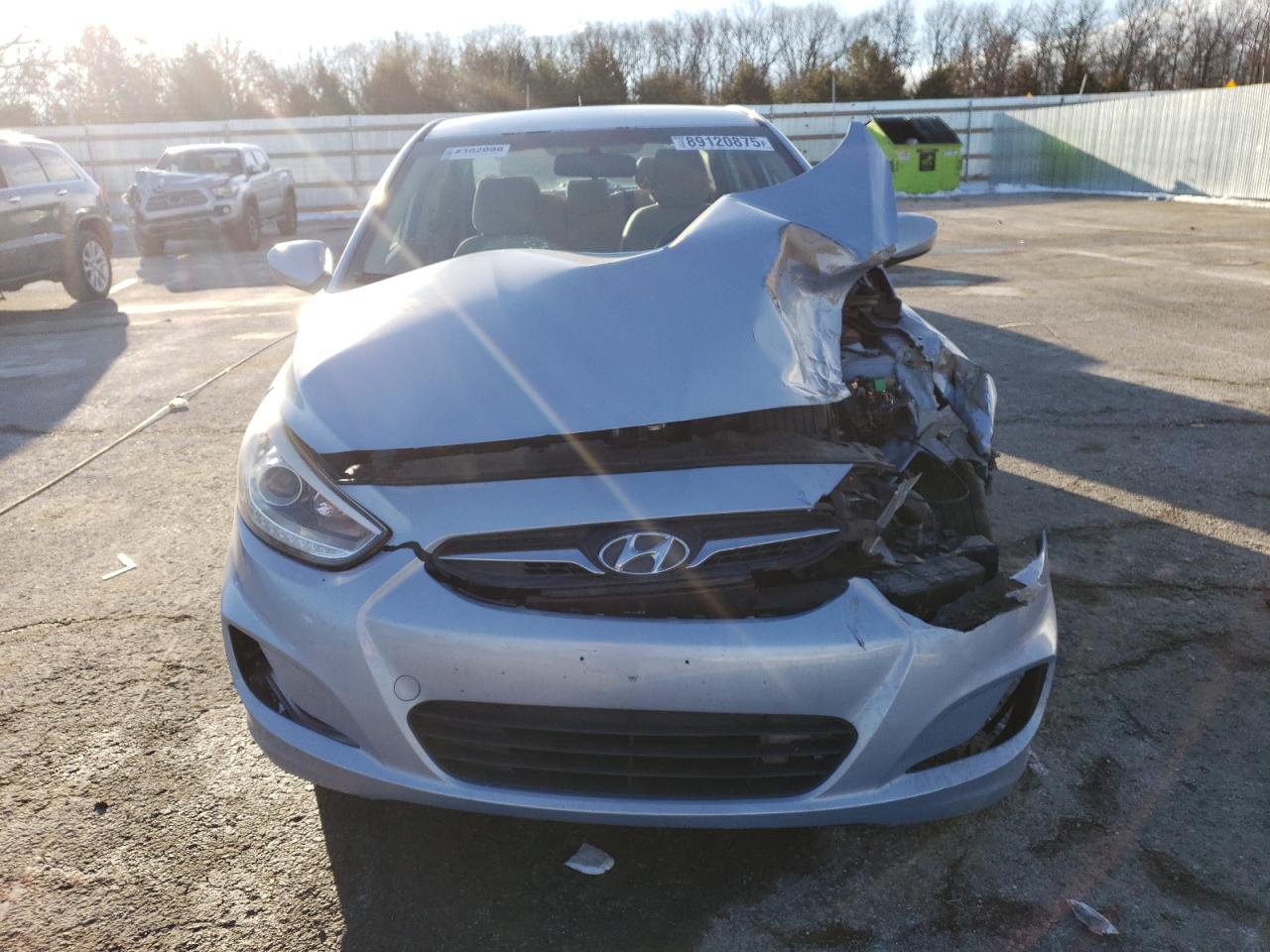 2014 Hyundai Accent - Image 5