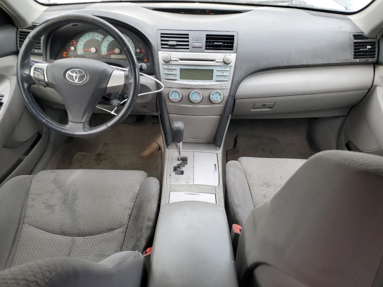 2009 Toyota Camry - Image 8