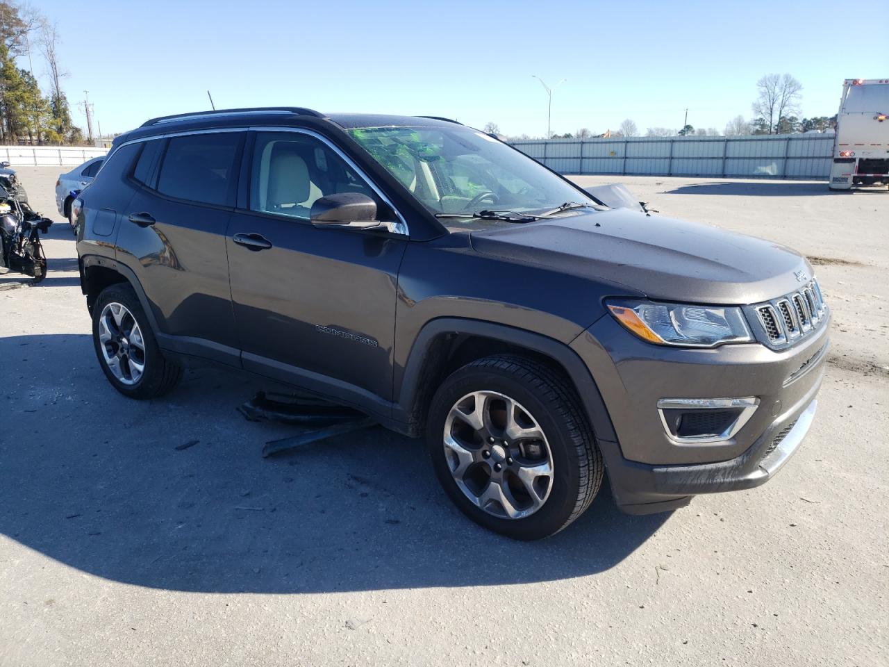 2018 Jeep Compass - Image 4