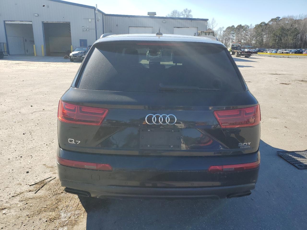 2018 Audi Q7 - Image 6