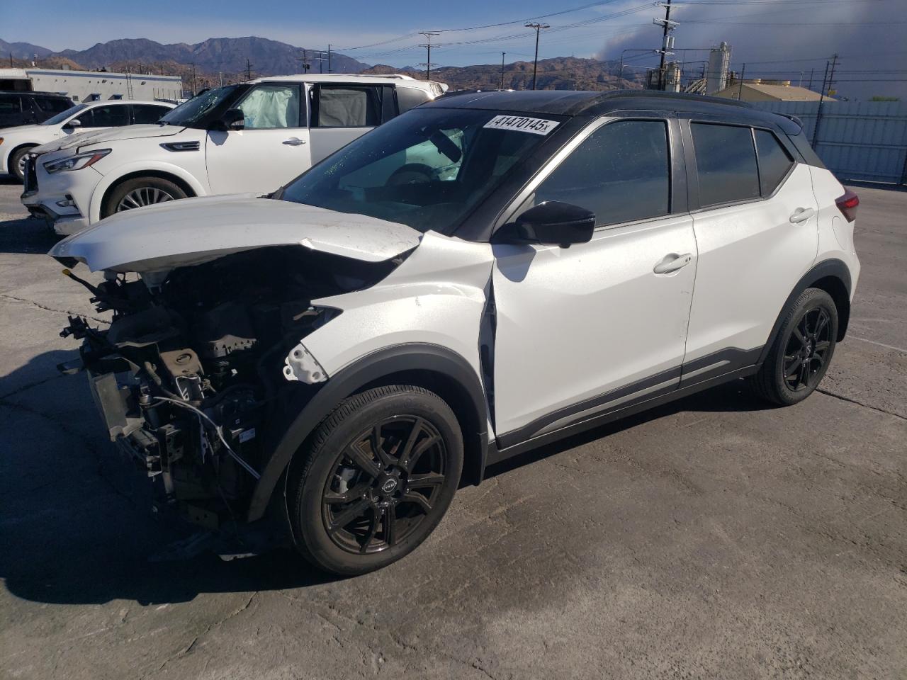2023 Nissan Kicks Sr de vânzare în Sun Valley, CA - Front End