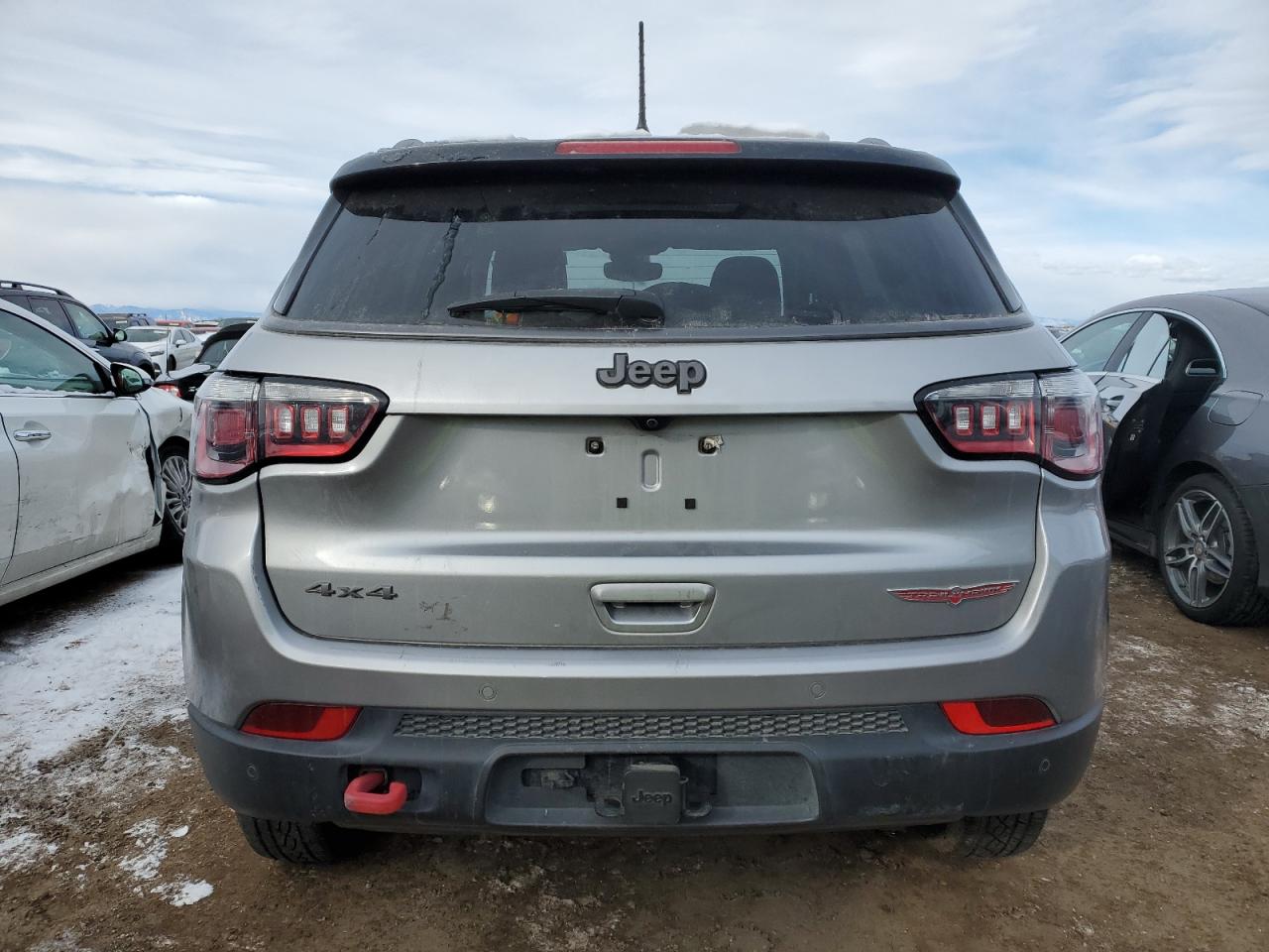 2018 Jeep Compass - Image 6