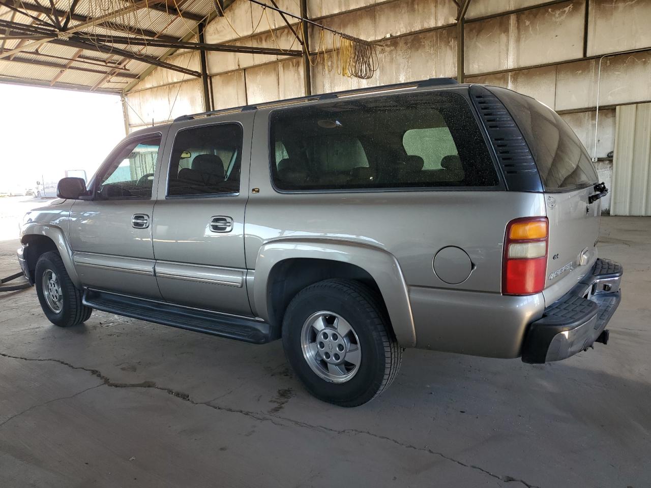 2003 Chevrolet Suburban - Image 2