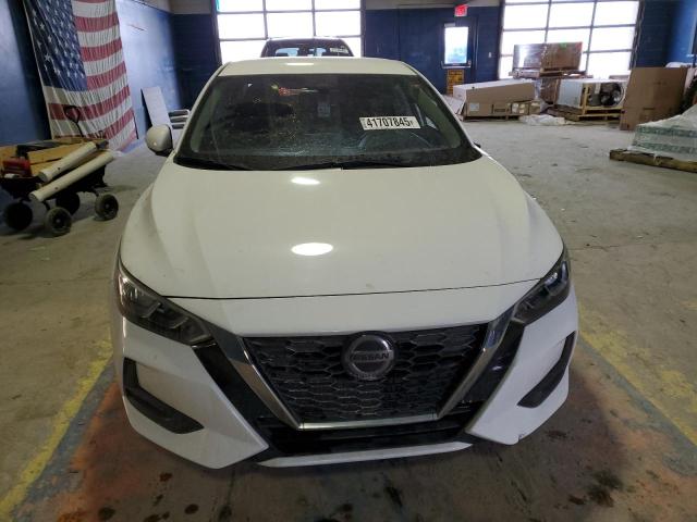 NISSAN SENTRA 2021 Белы