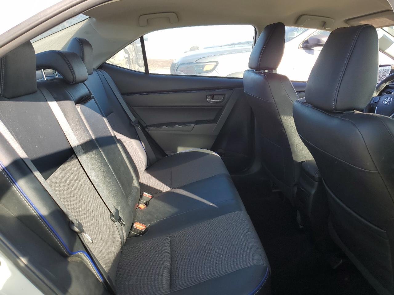 2017 Toyota Corolla - Image 10