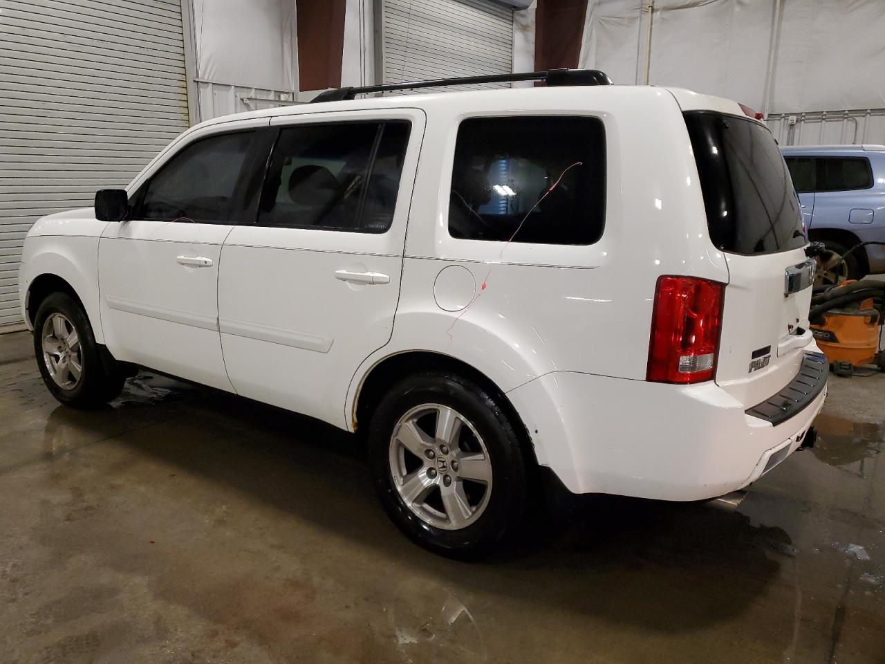 2011 Honda Pilot - Image 2
