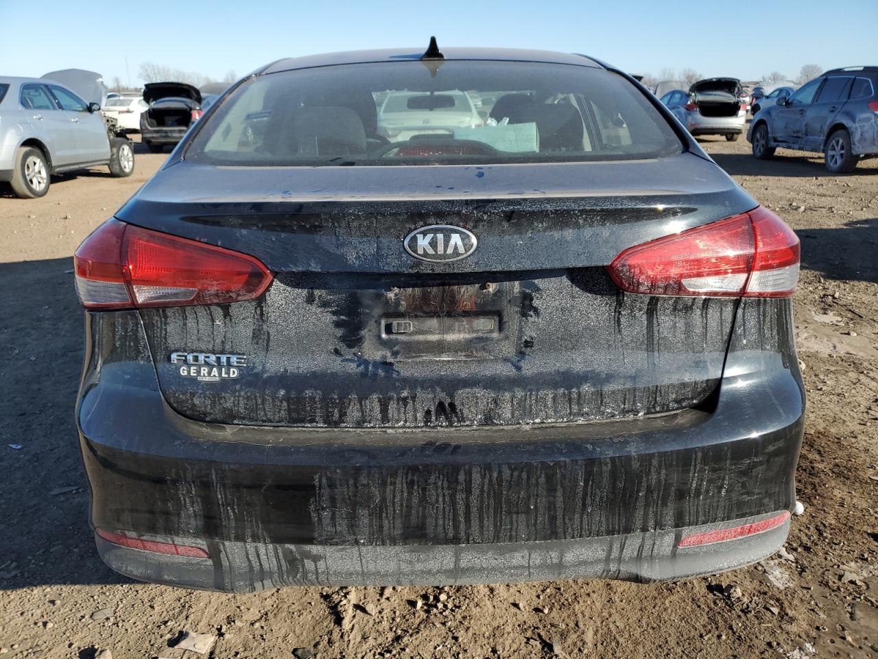 2017 Kia Forte - Image 6