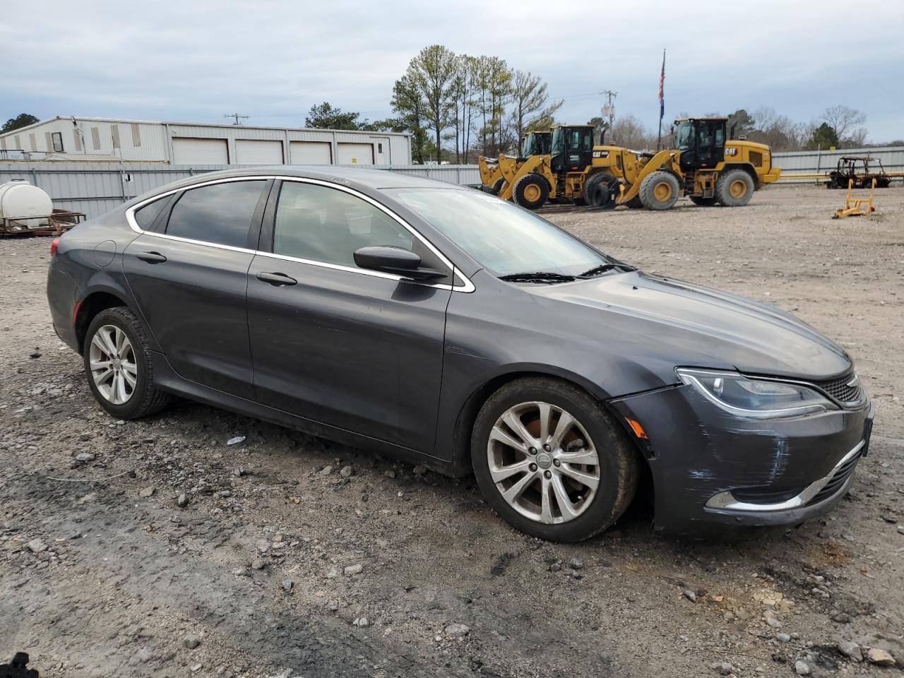 2015 Chrysler 200 - Image 4