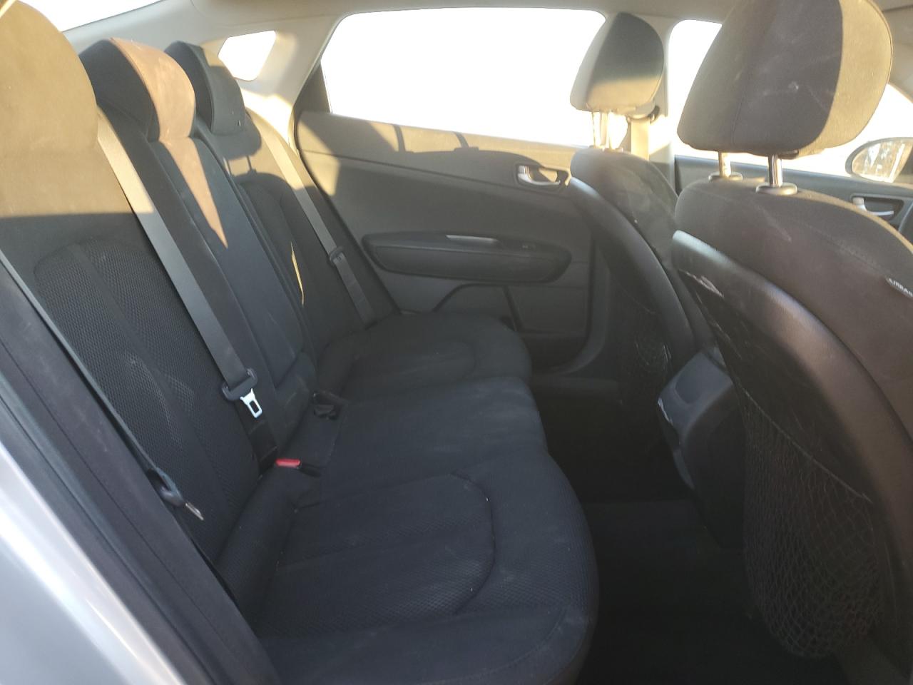 2019 Kia Optima - Image 10