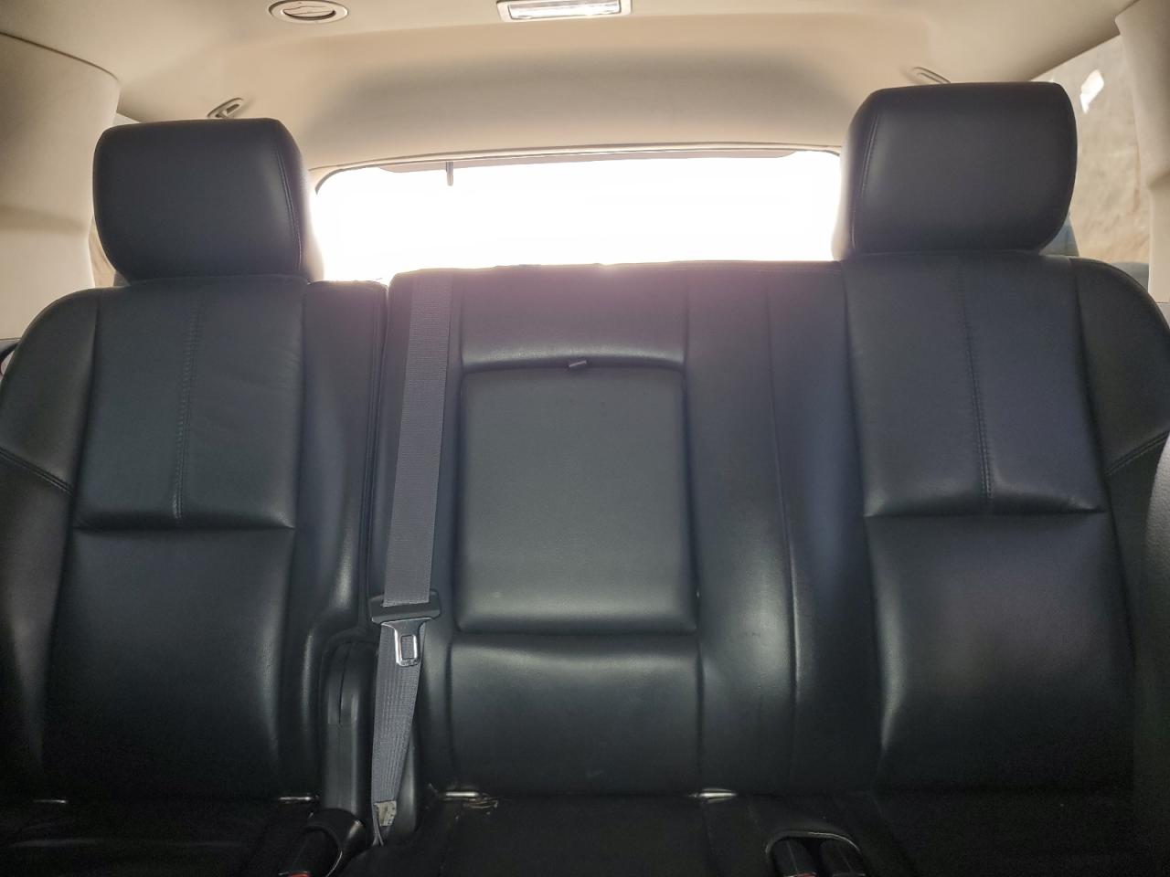 2011 Chevrolet Tahoe - Image 10