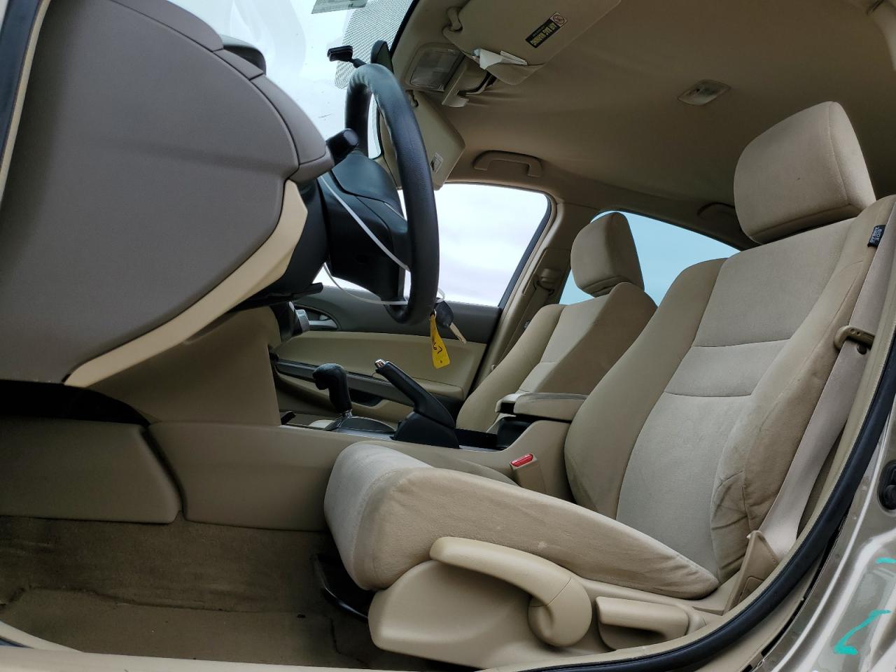 2009 Honda Accord - Image 7
