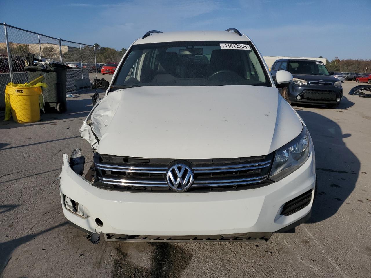 VIN WVGAV7AX0HK031335 2017 VOLKSWAGEN TIGUAN no.5