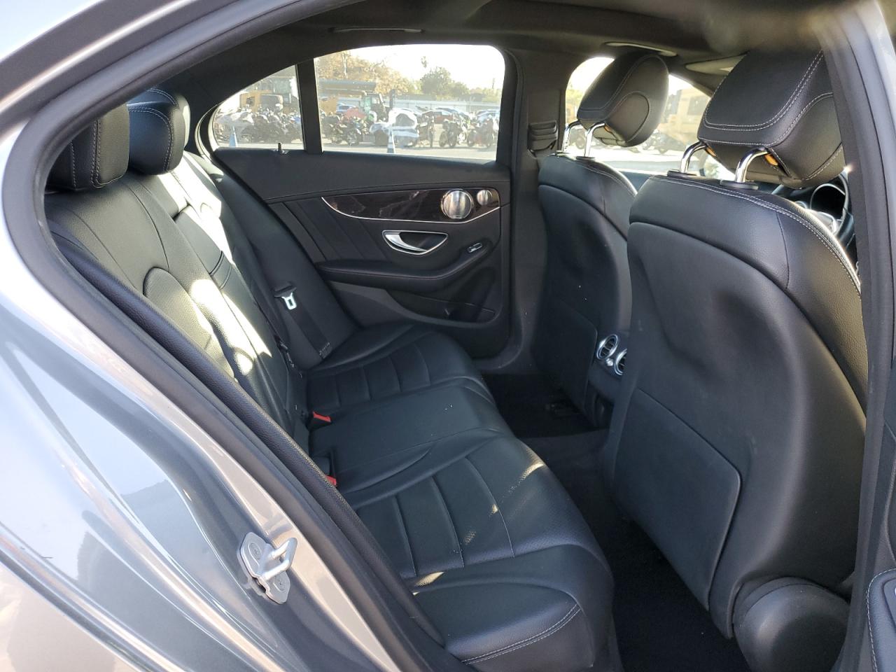 2015 Mercedes-Benz C-klasse - Image 11