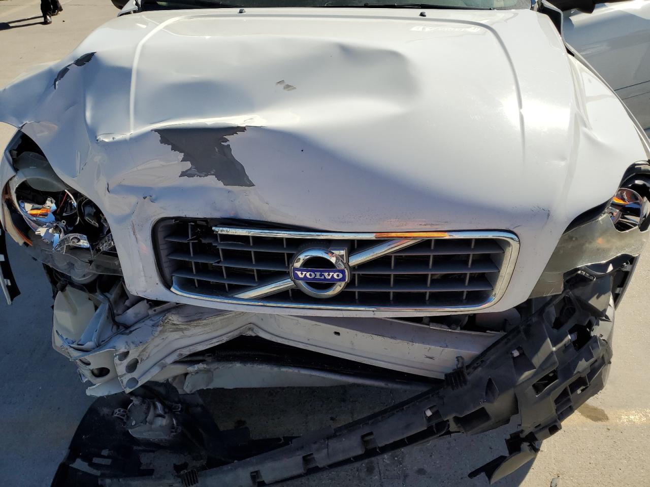 2014 Volvo XC90 - Image 12