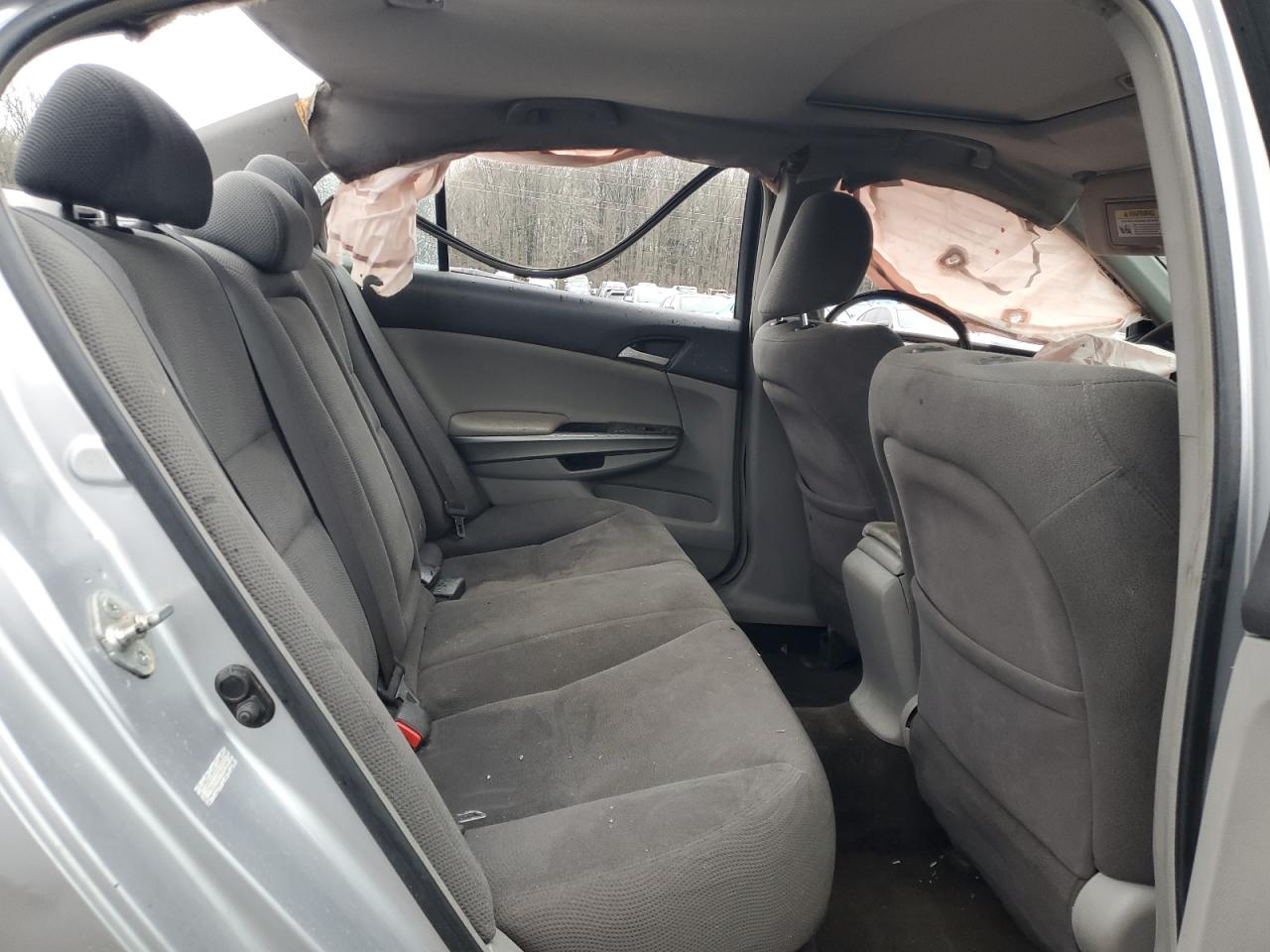 2009 Honda Accord - Image 10