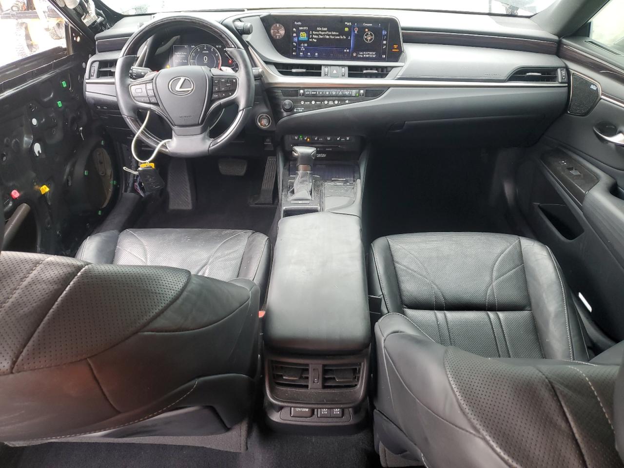 2019 Lexus ES - Image 8