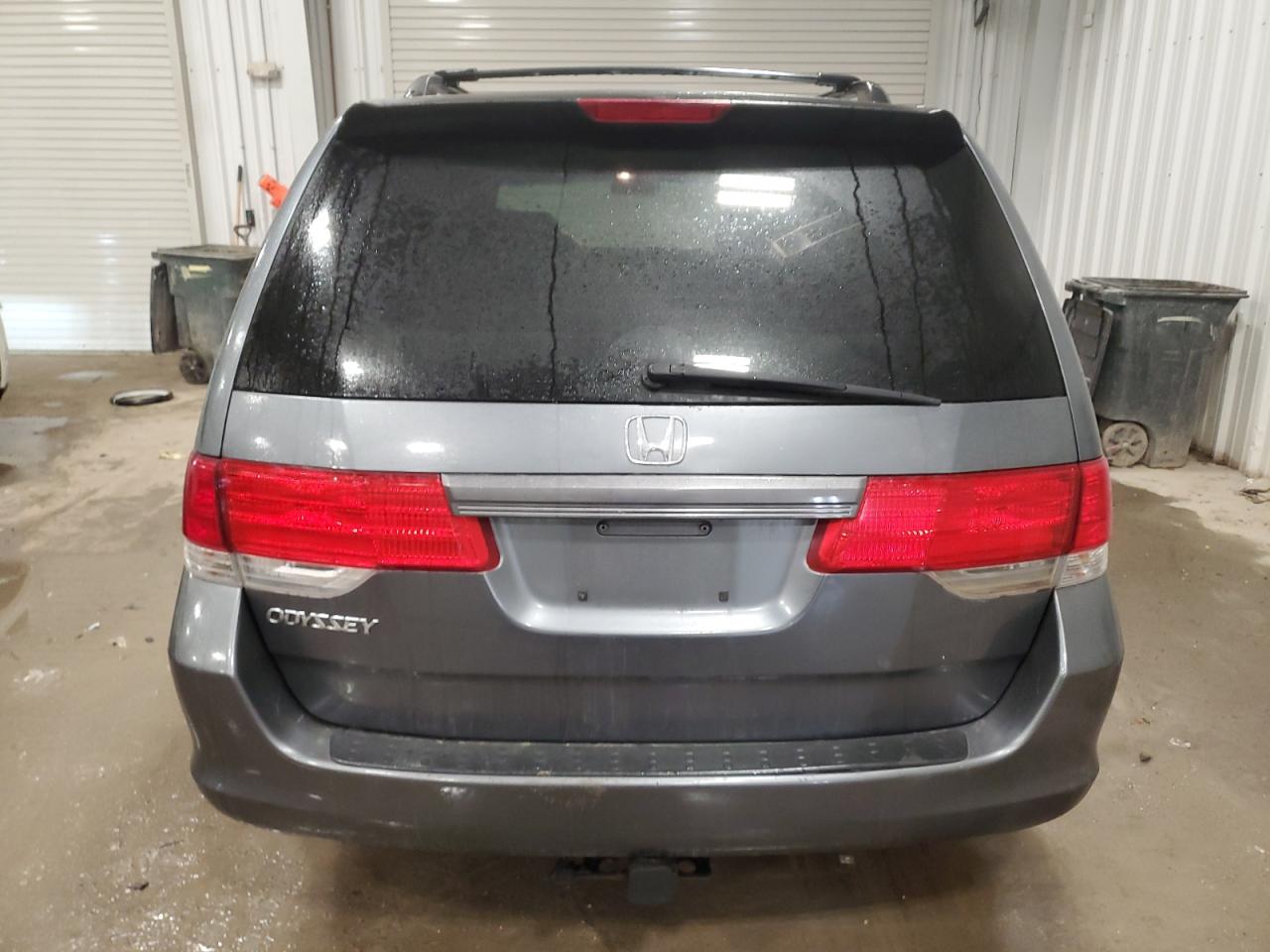 2010 Honda Odyssey - Image 6